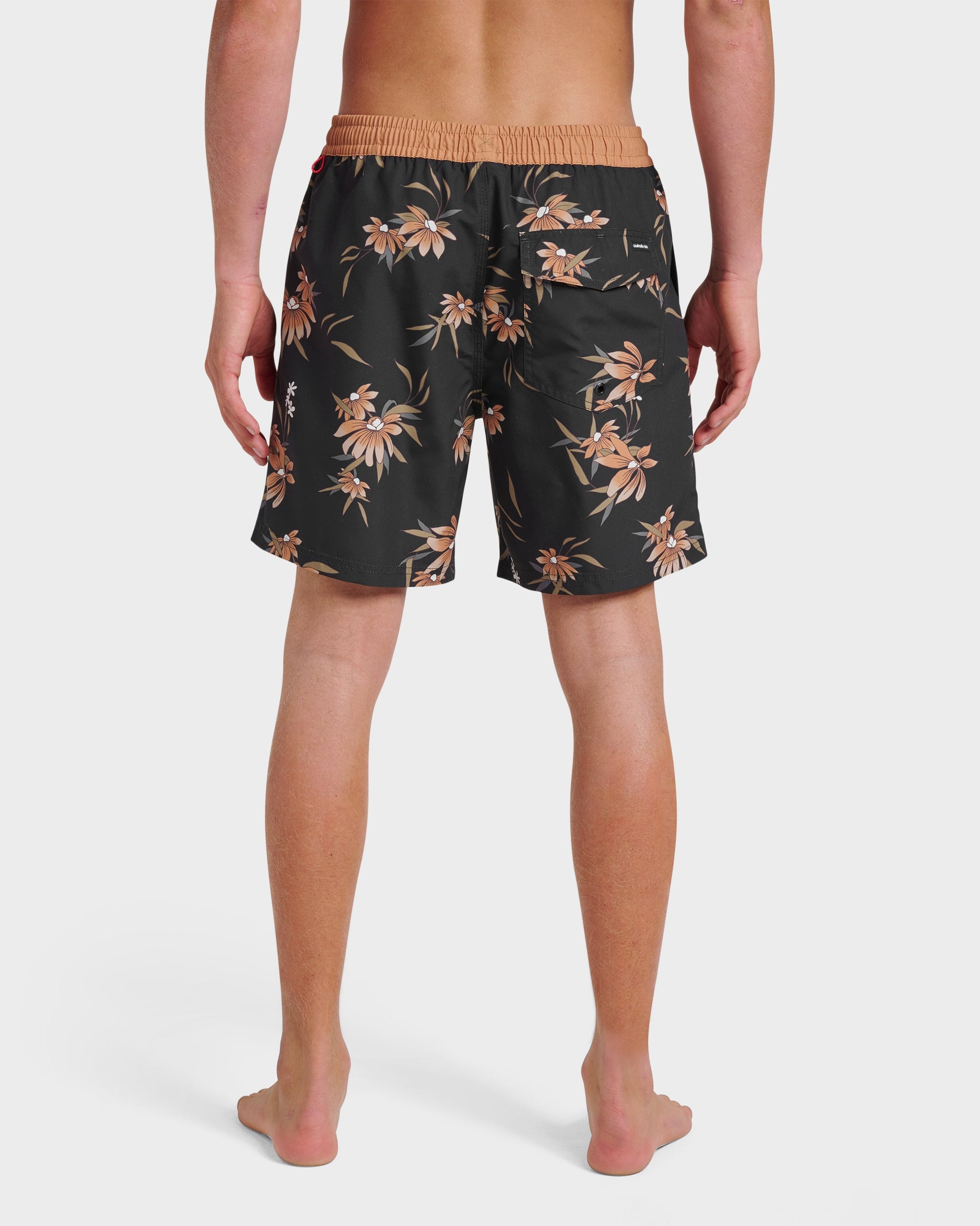 Everyday Coastal Flora 17" Swim Trunks - Black Quick Silver Black