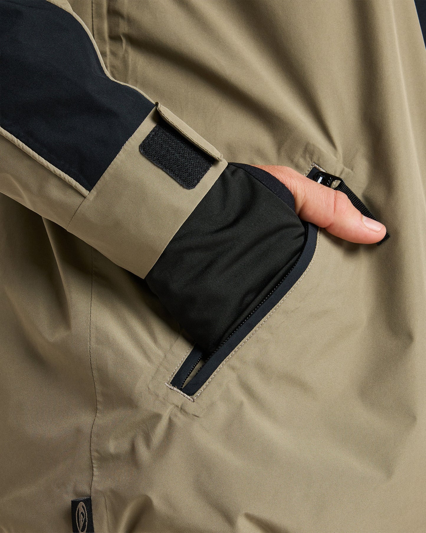 High Altitude GORE-TEX Snow Jacket - Fallen Rock Quick Silver Fallen Rock