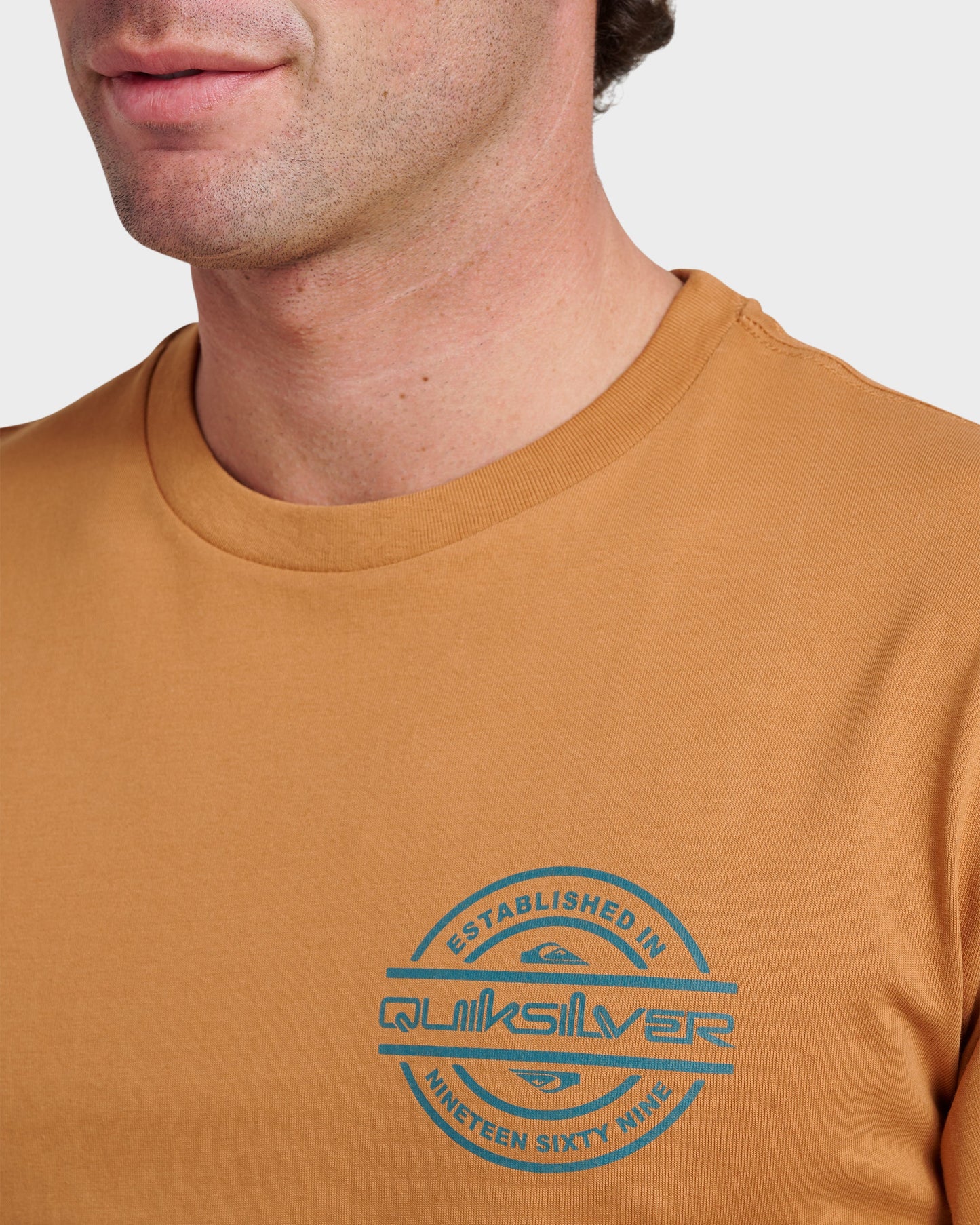 Mirrored Classic T-shirt - Almond Quick Silver Almond
