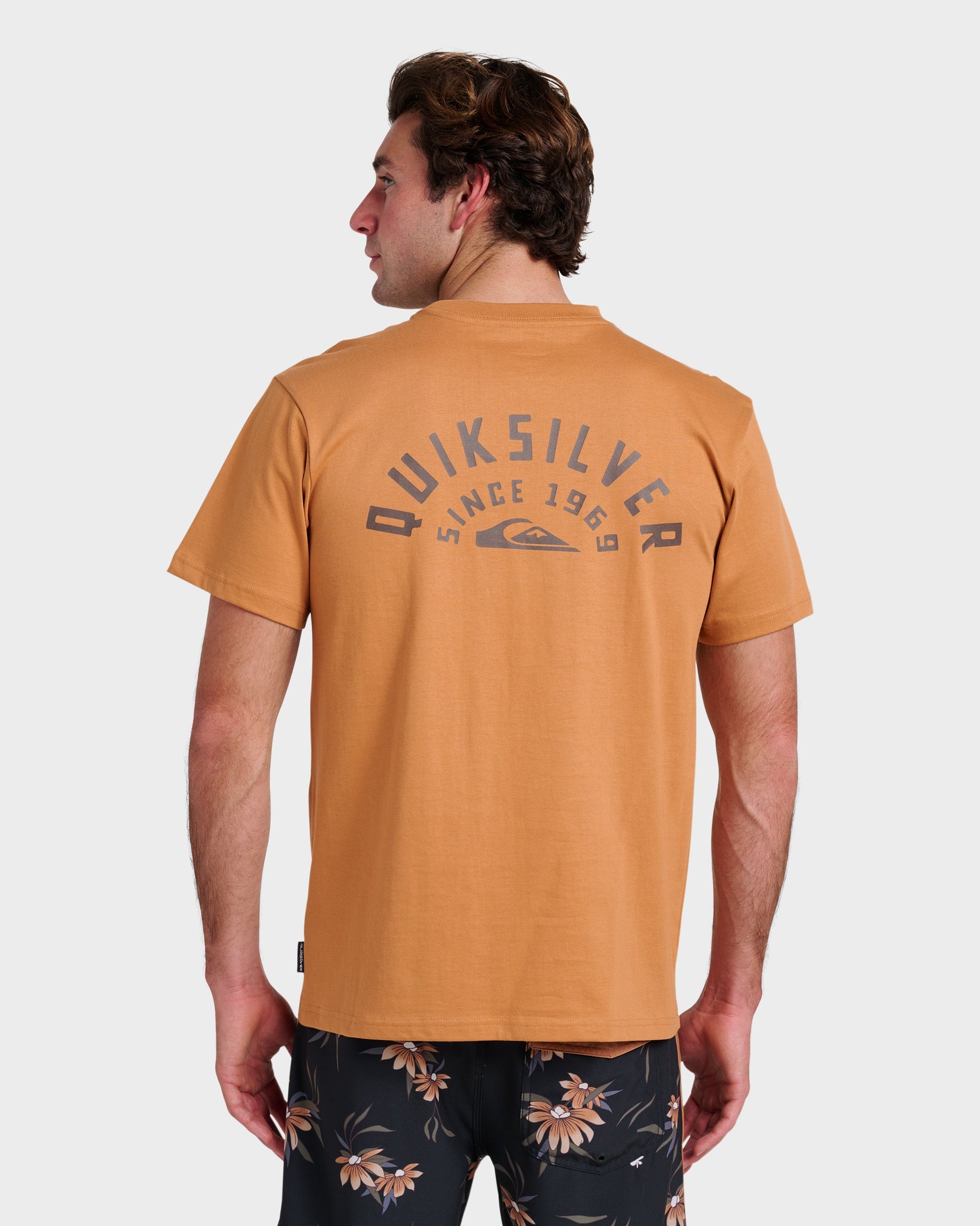 Sunrise Arch Classic T-shirt - Almond Quick Silver Almond