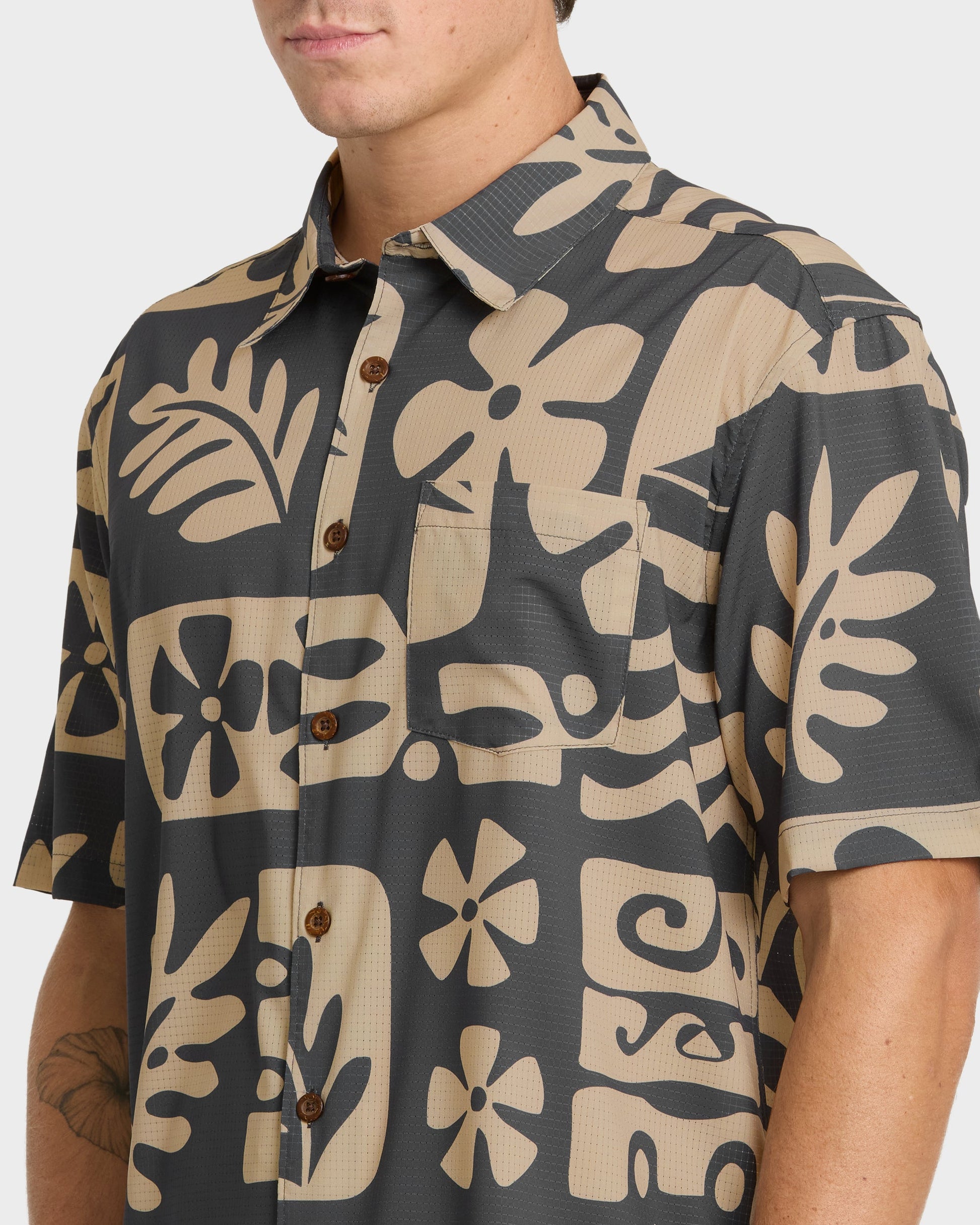 Waterman Dunes Shirt - Phantom Quick Silver Phantom