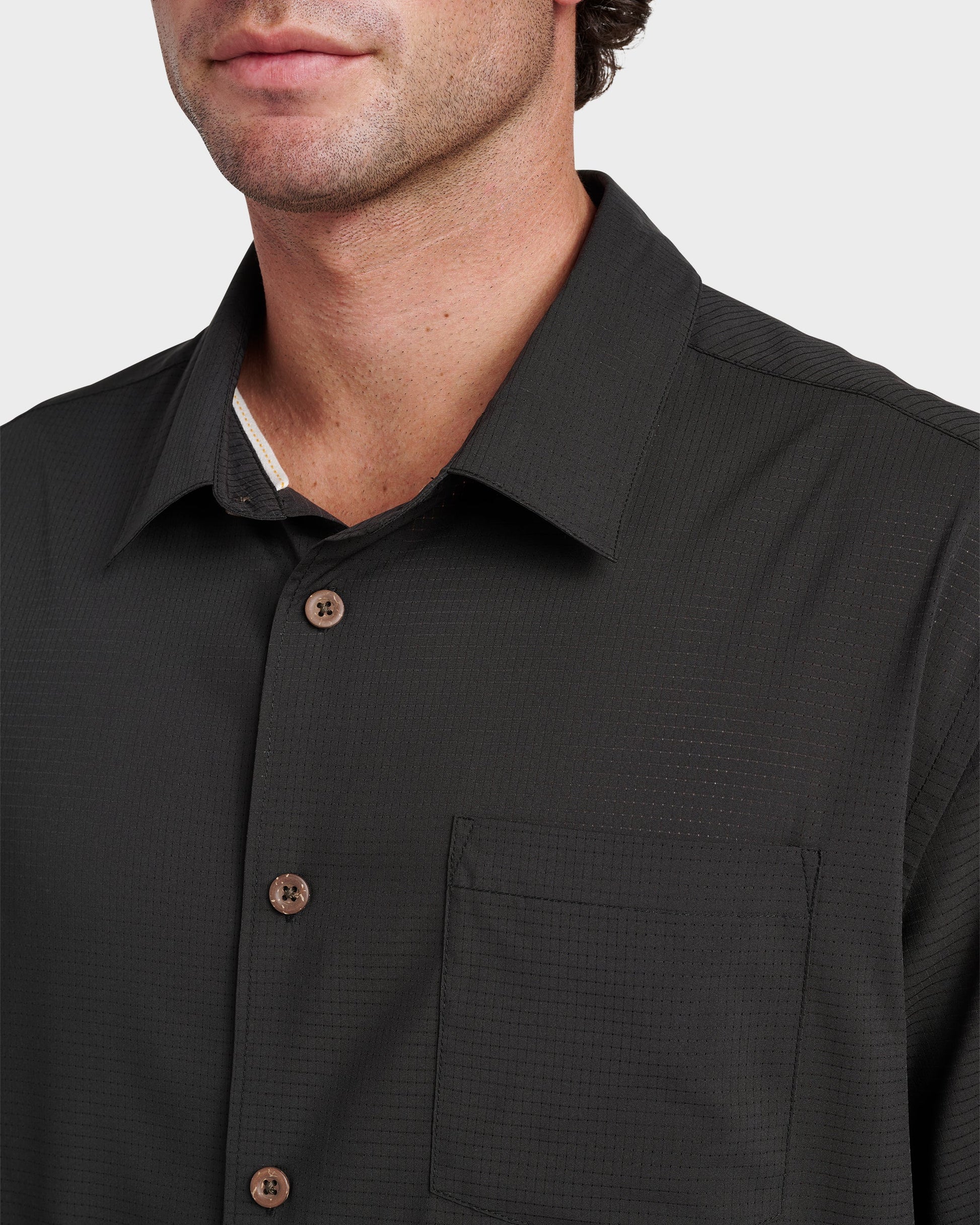 Chaser Short Sleeve Woven Shirt - Phantom Quick Silver Phantom