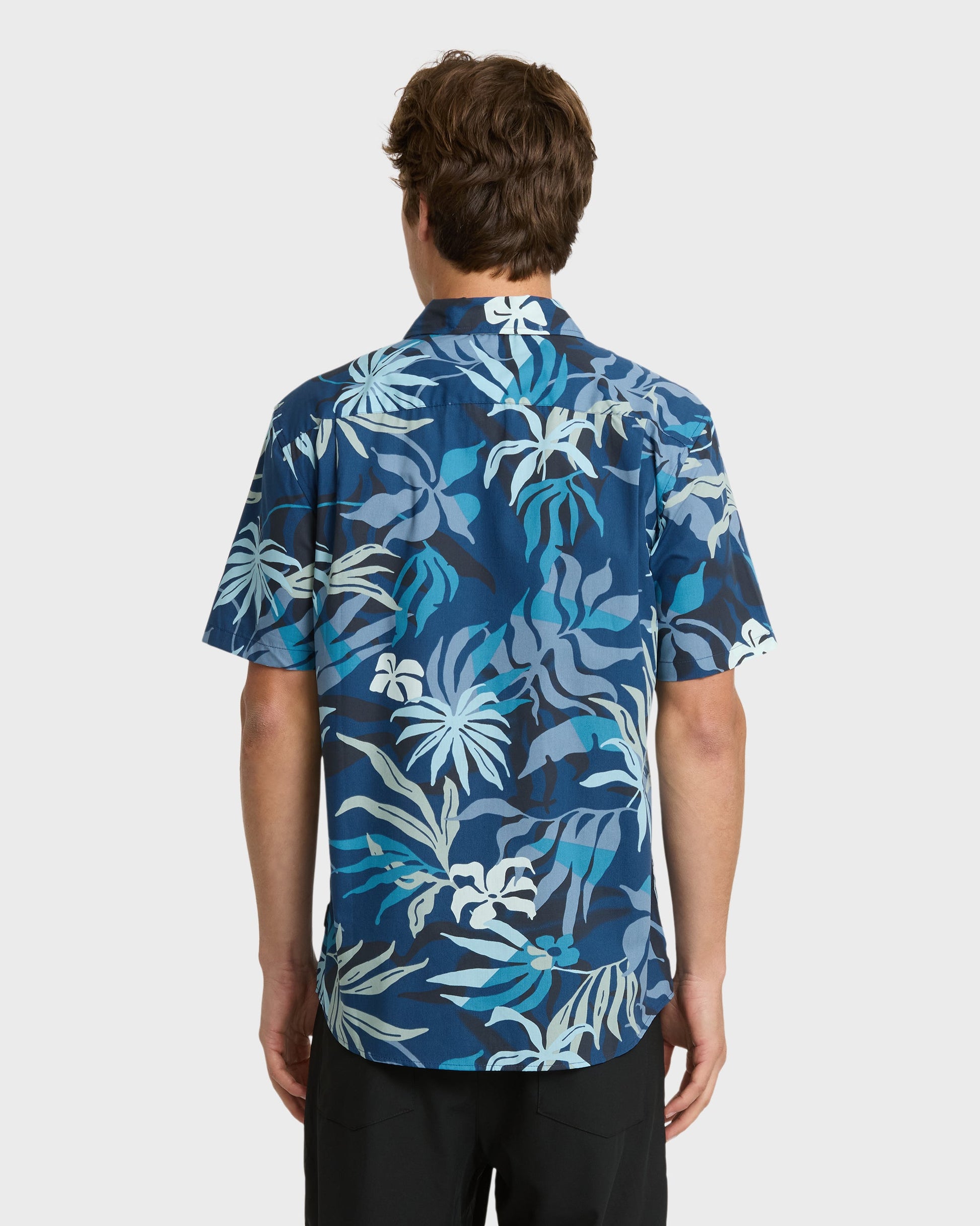 Blueweed Classic Short Sleeve Shirt - Navy Quick Silver Navy