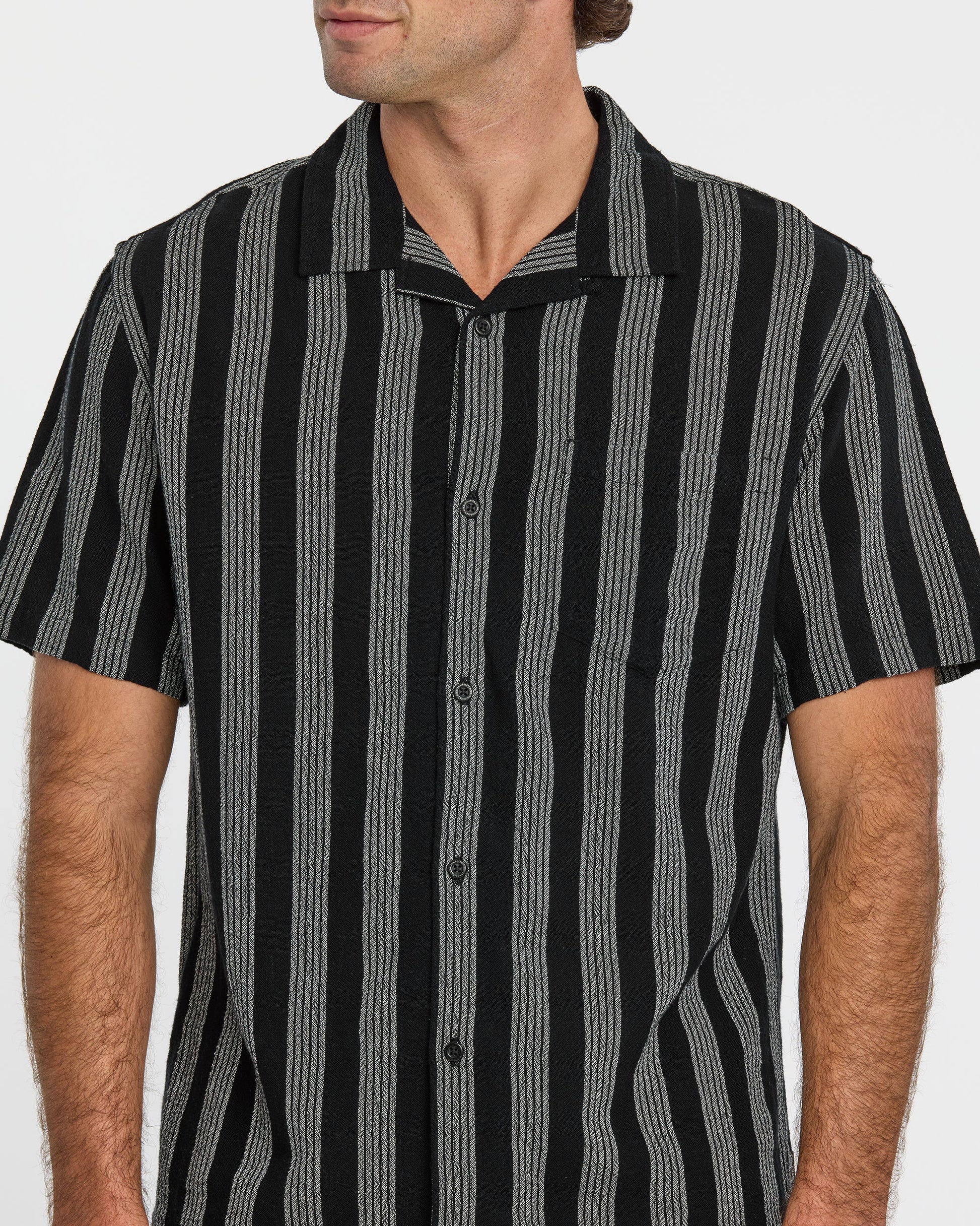 Nightfall Island Short Sleeve Shirt - Black Quick Silver Black