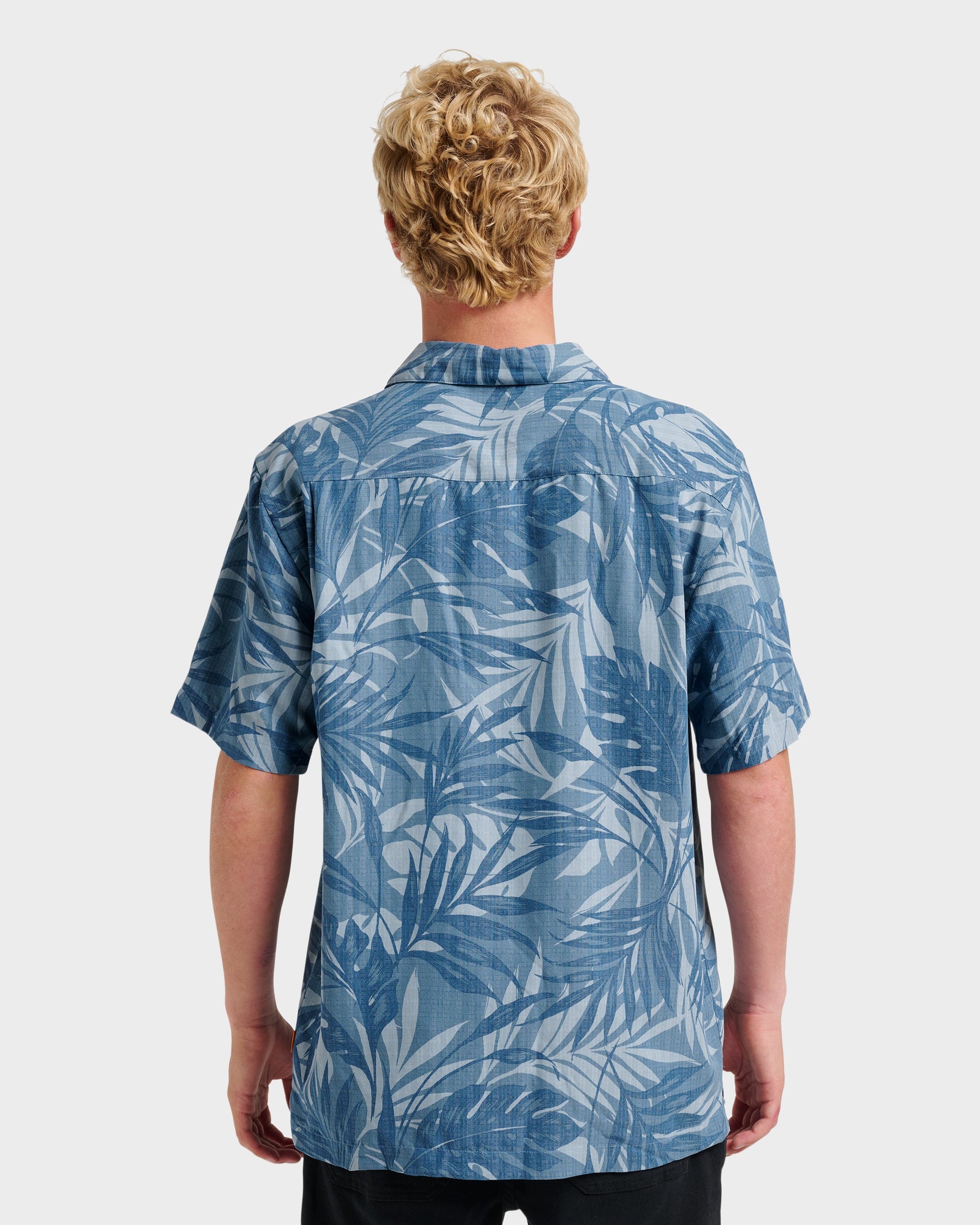 Waterman Botanical Short Sleeve Shirt - Midnight Navy Quick Silver Midnight Navy