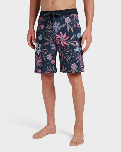 Highline Straight Leg 19" Boardshorts - Total Eclipse Quick Silver Total Eclipse