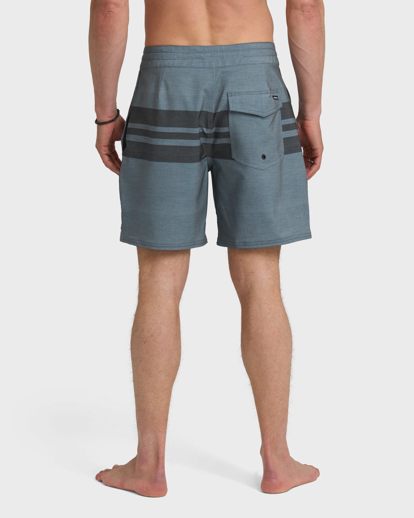 Surfsilk Street Trunk 18" Boardshorts - Black Quick Silver Black