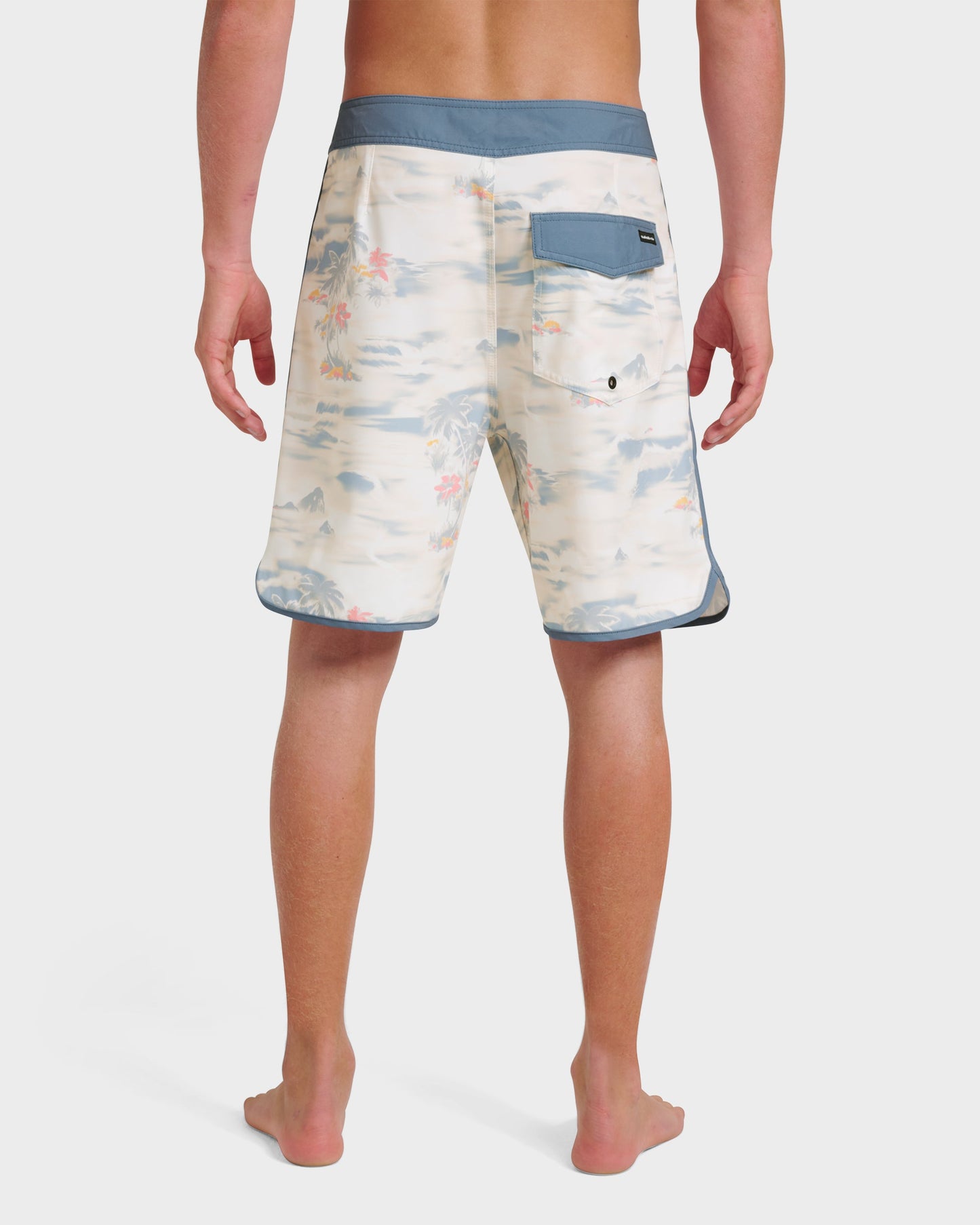 Surfsilk Tropical Surf 19" Boardshorts - Moonstruck Quick Silver Moonstruck